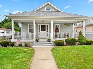 61 High School Ave, Cranston, RI 02910