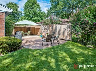 409 Glenview Rd, Glenview, IL 60025