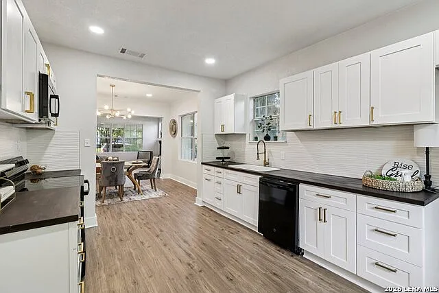 1119 W Huisache Ave — Photo 16