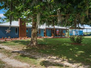 2058 Rolling Pines Rd, Chipley, FL 32428