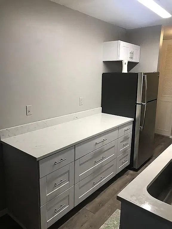 1 bed, 700 sqft, $1,700 — Photo 2