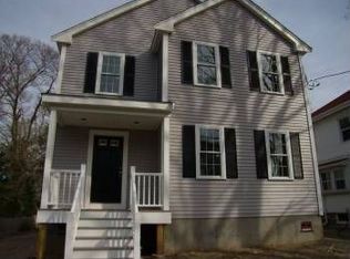 155 Leyden St, Brockton, MA 02302