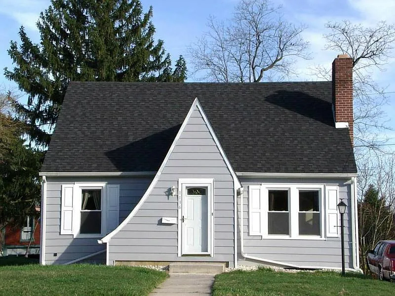 1136 Saint Joseph St photo 1