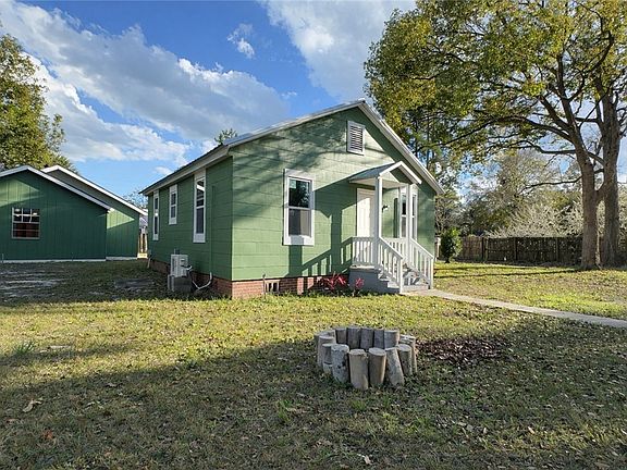 4th image of 241 S Elm Ln