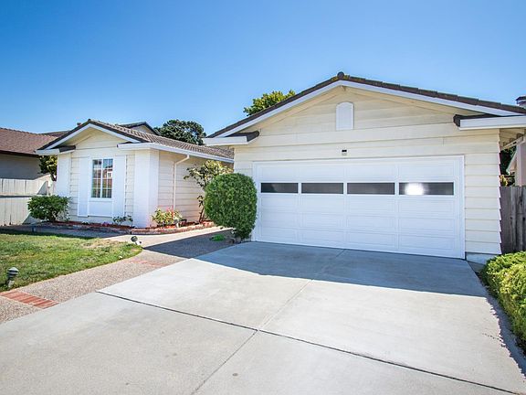 2nd image of 387 Pompano Cir