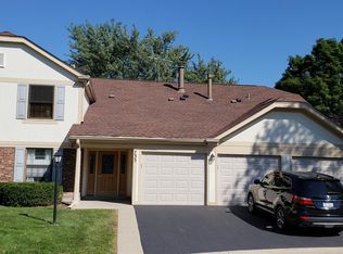 733 Plum Tree Ct APT D2, Wheeling, IL 60090