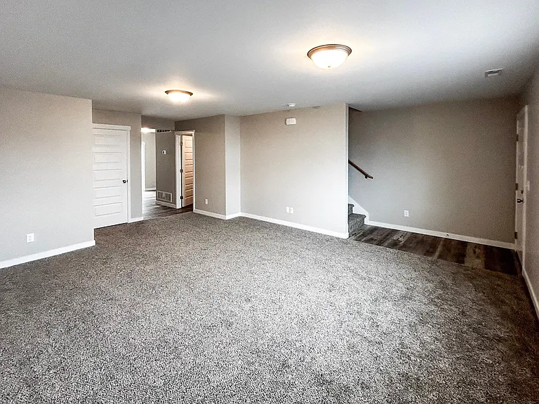 190 Margette Way — Photo 6