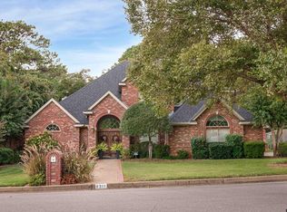 8311 Crooked Trl, Tyler, TX 75703