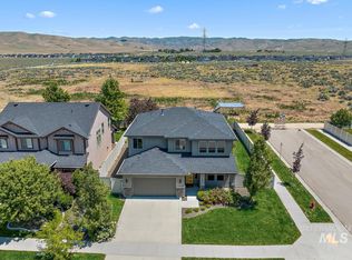 7988 S Red Cliff Ave, Boise, ID 83716