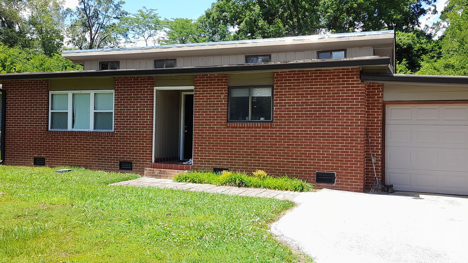 173 Steele Rd, Rossville, GA 30741 Zillow