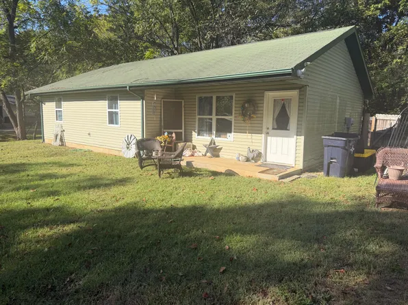821 Locust Street, West Plains, MO 65775