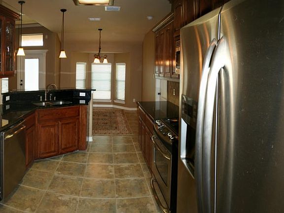 5th image of 7405 Brush Creek Dr