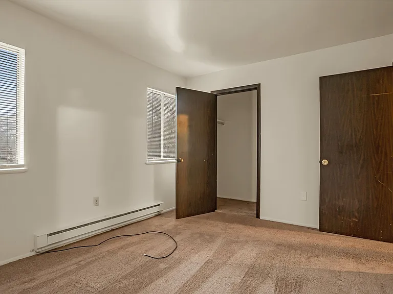 Beaver Creek Village Apartments — Photo 37