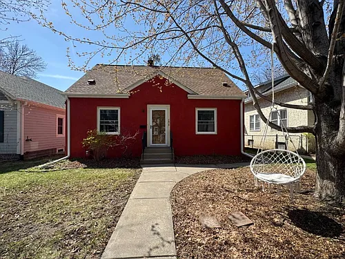 1605 Merrill St Photo 1
