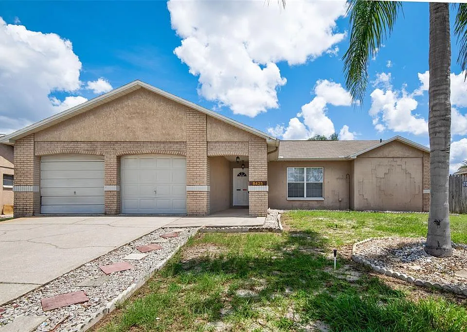 8425 Corney Dr