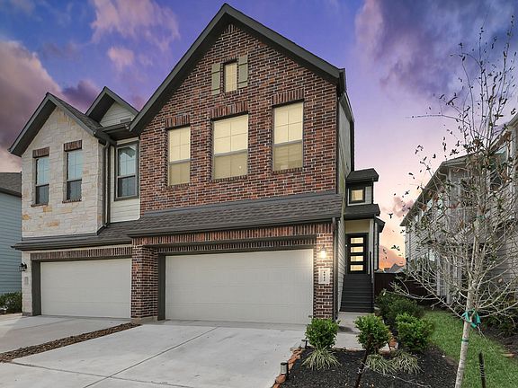 3rd image of 4942 Carranza Ct