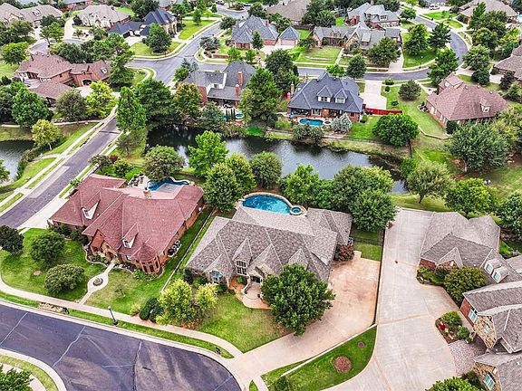 5th image of 13309 Upper Pond Ct