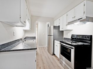 15 Matthias Ct #9, Appleton, WI 54915