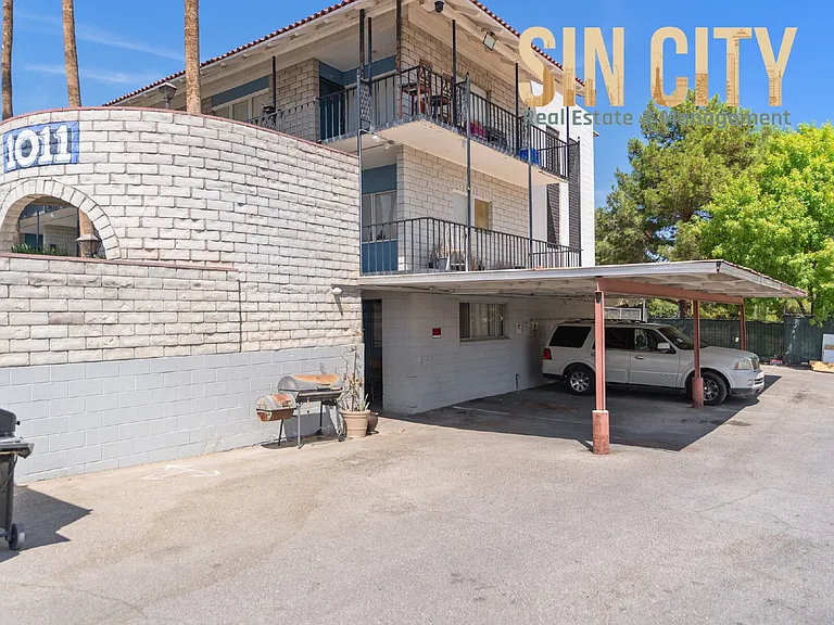 1011 N 4th St #9 — Photo 41