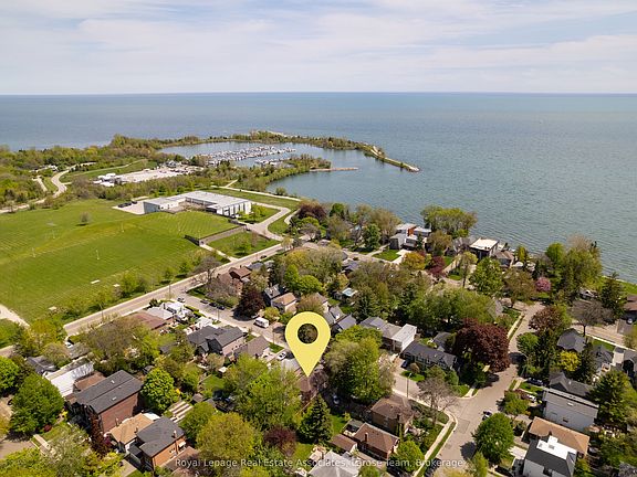 4th image of 10 Iris Rd