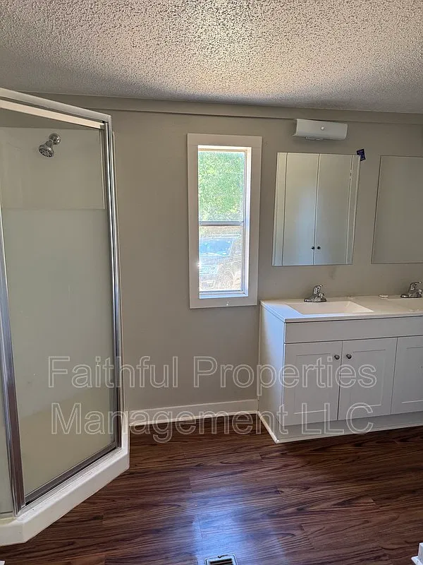 3 bed, 2.0 bath, $1,535 — Photo 3