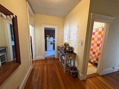 5th image of 75 Chester St APT 1