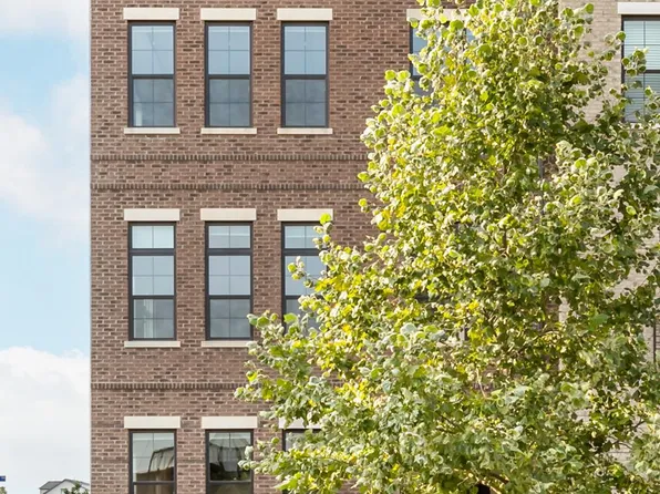 43467 Croson Ln, Ashburn, VA 20148