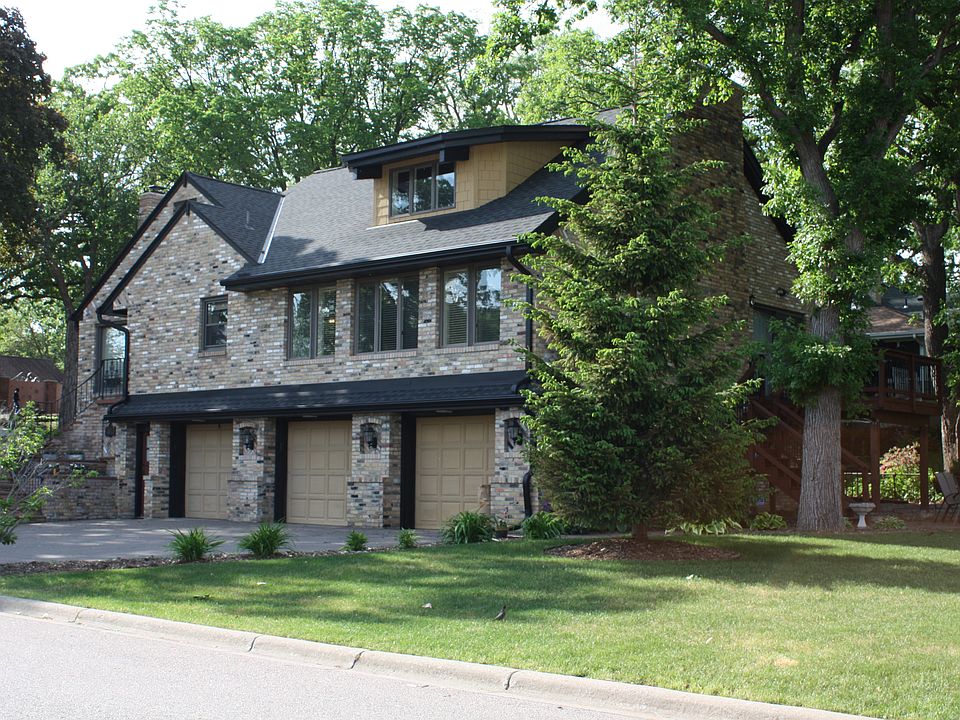 1st image of 2847 Yosemite Ave S