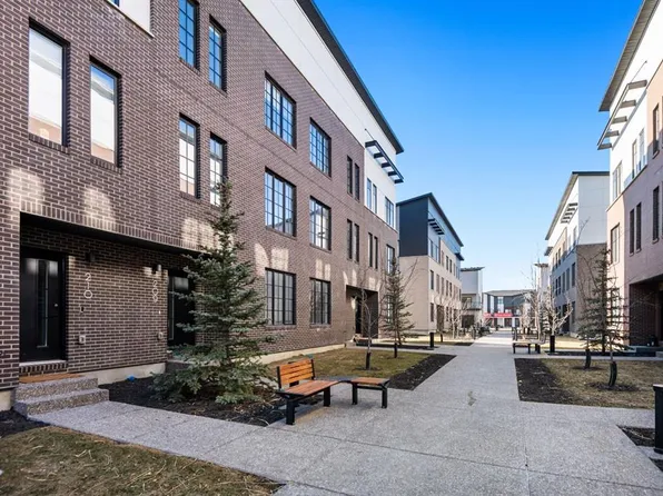 8155 S 8th Ave SW #203, Calgary, AB T3H 0R6
