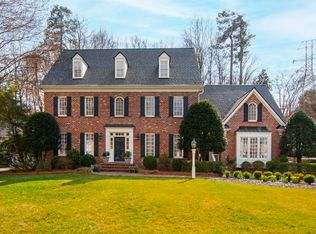 2917 Lake Boone Pl, Raleigh, NC 27608