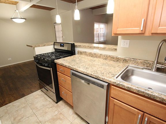 3rd image of 2720 N Mildred Ave APT 2