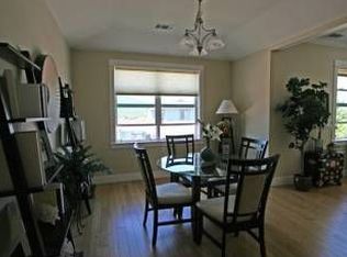 915 Plum Ridge Dr, Ashland, OR 97520