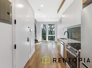 438 Union Ave #5D, Brooklyn, NY 11211