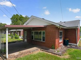 9243 Filibert Dr, Saint Louis, MO 63137