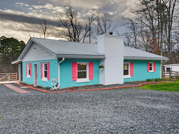 3190 Calley Dr, Bullock, NC 27507