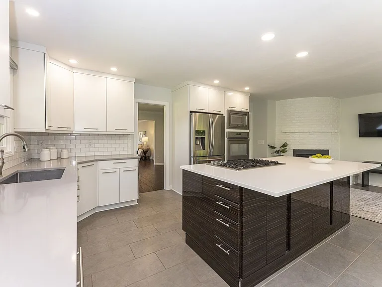 6060 SW Salmon St — Photo 10