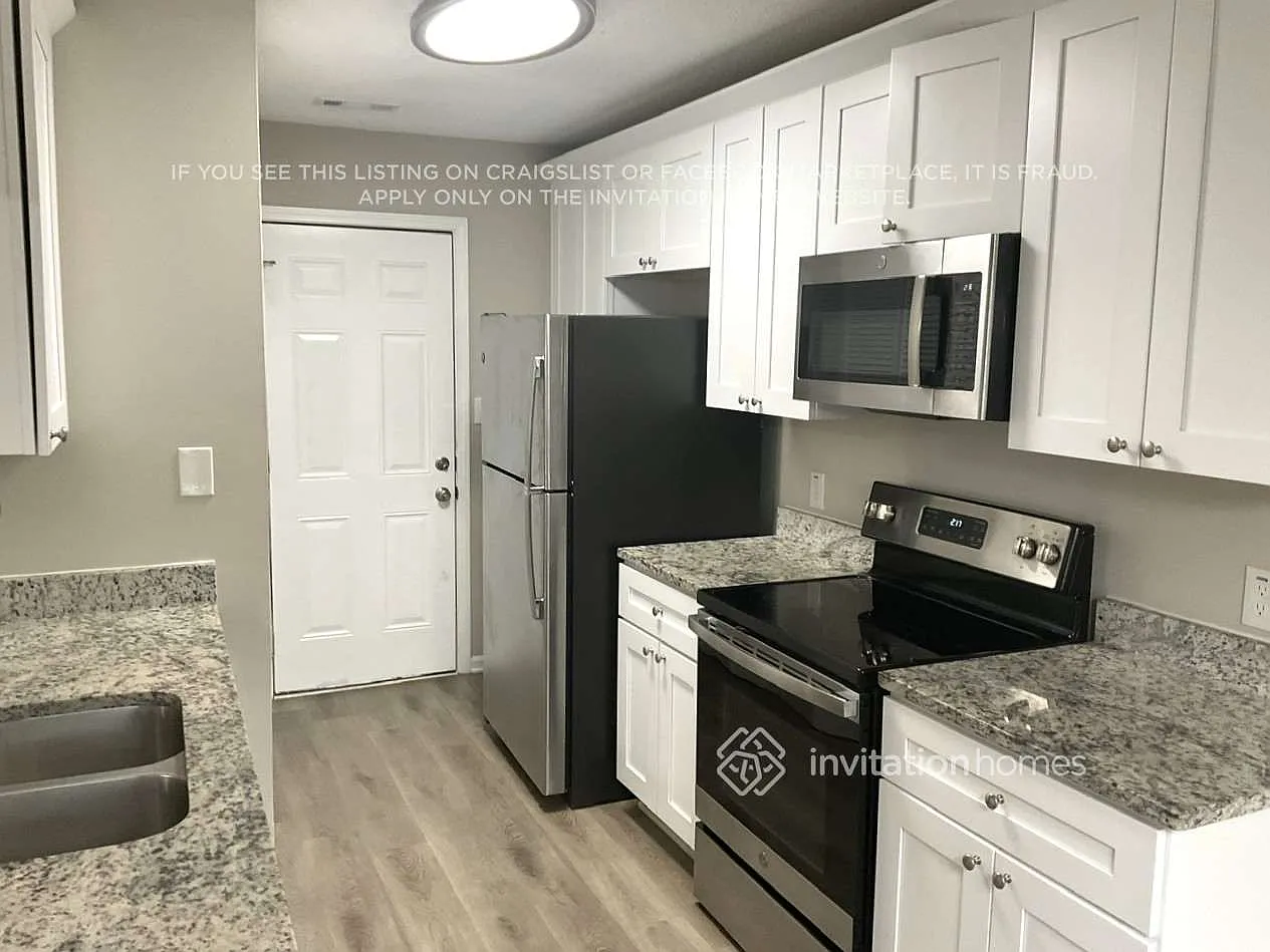 8605 Garvey Dr Fairburn, GA 30213 — Photo 3