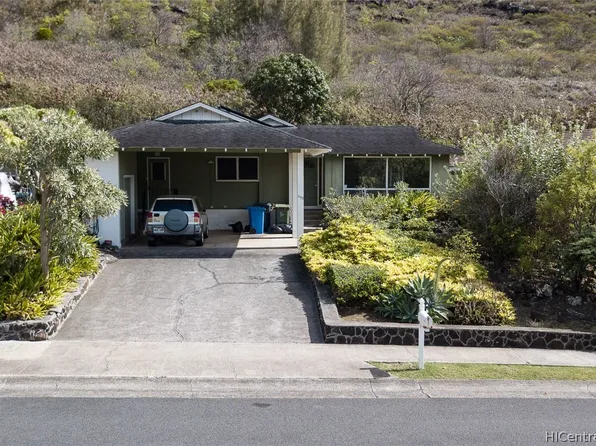 693 Hahaione St, Honolulu, HI 96825