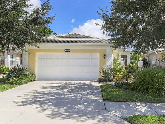 2nd image of 1639 Lancashire Dr #1639