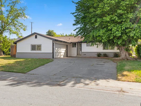 6613 Demaret Dr, Sacramento, CA 95822