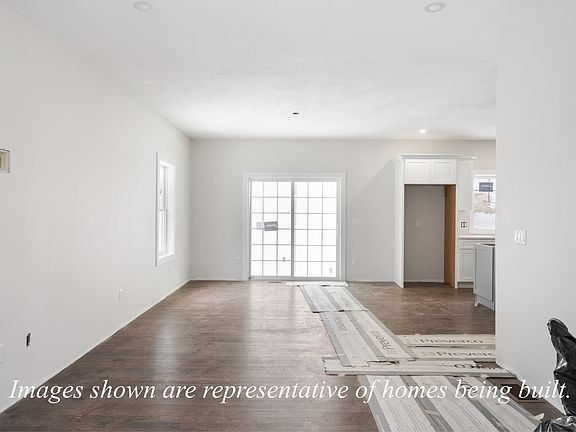 4th image of 106 Christian St