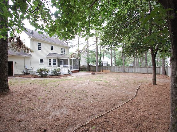 5th image of 1325 E Stonemason Dr