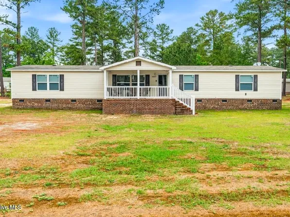 20941 Iris Drive, Wagram, NC 28396