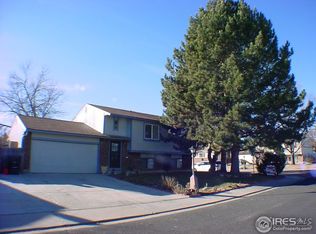 2445 Sunset Dr, Longmont, CO 80501