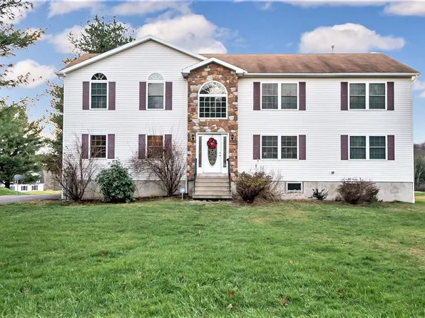 1519 Eagles View Ct, Stroudsburg, PA 18360