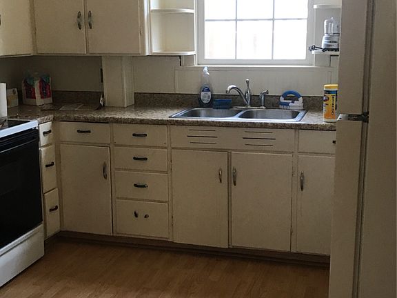 4th image of 1615 10th Ave APT 9