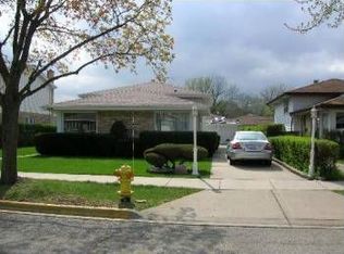8440 N Clifton Ave, Niles, IL 60714