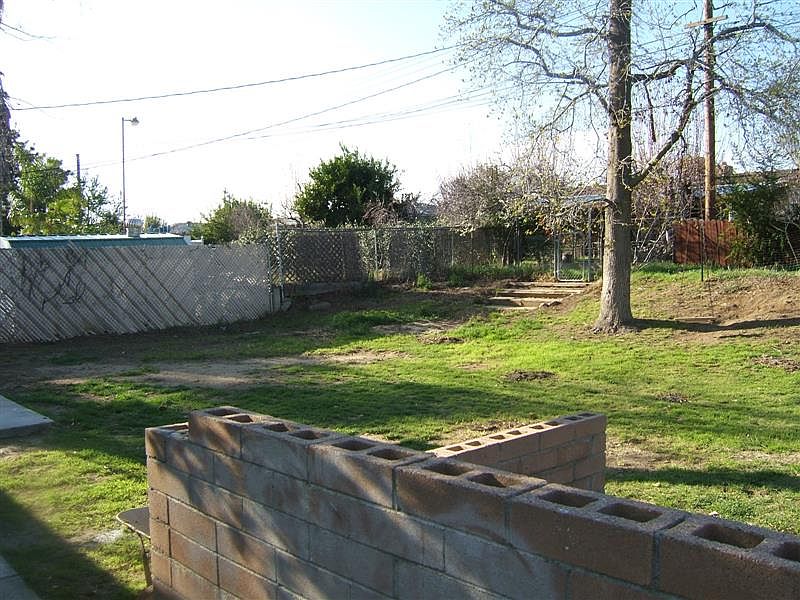 2nd image of 3355 W Jacinto View Rd
