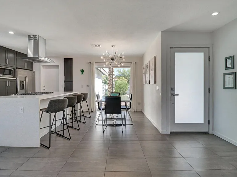 E Wayne Rd — Photo 13