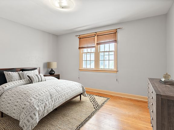 3rd image of 38 Marlborough Ave #1